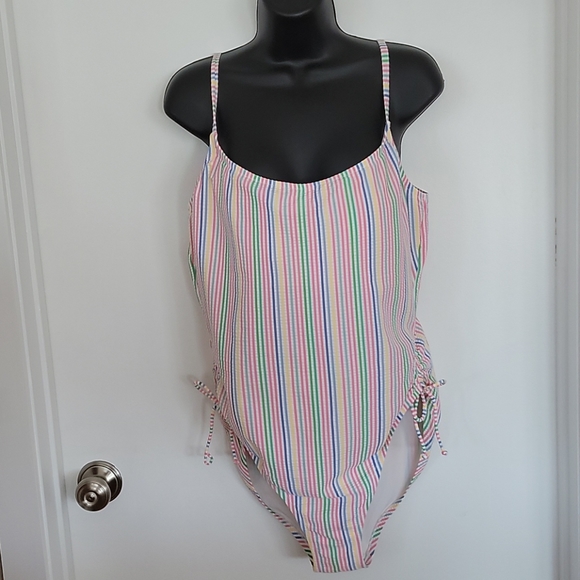 J. CREW SEERSUCKER ONE PIECE SWIMSUIT